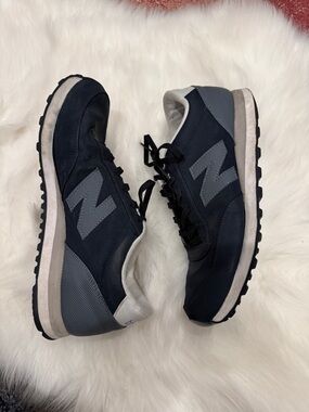 New Balance Men’s 501 Navy and Gray Retro Runner Sneakers